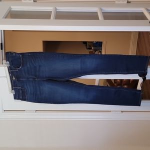 NWOT Dark wash jeans